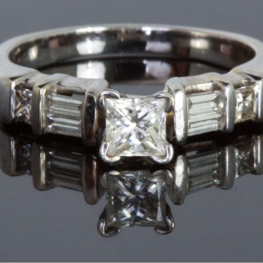Elegant Engagement Ring 14k White Gold Baguette and Princess Cut Diamonds Sz 6